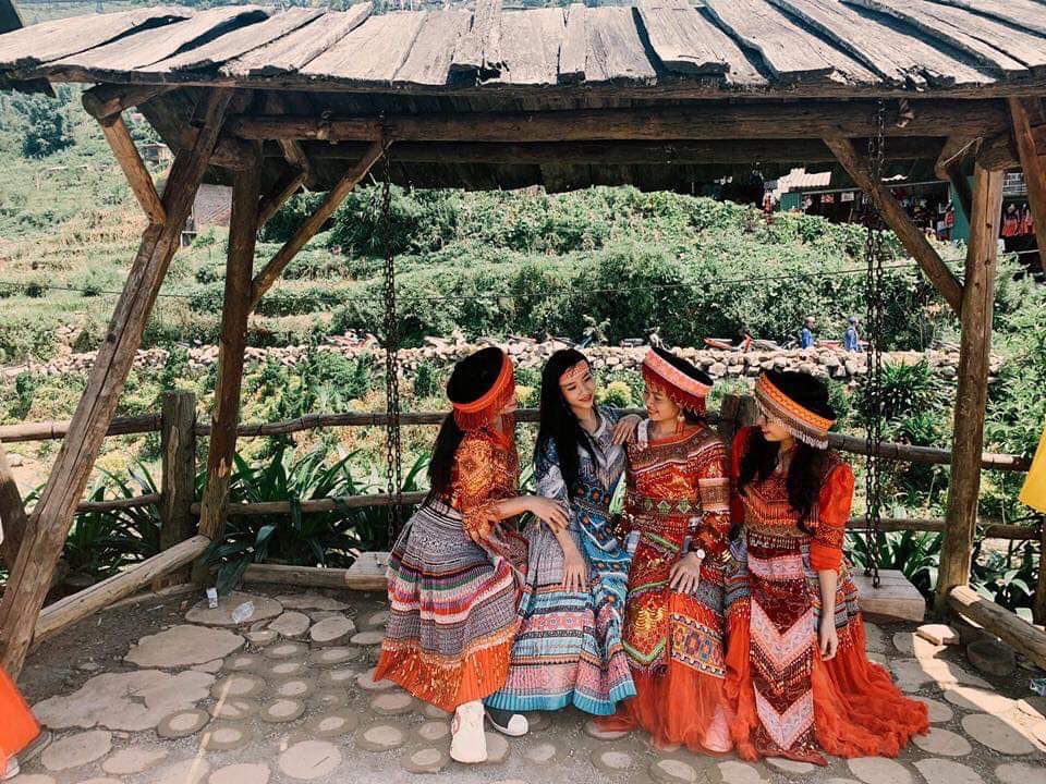 SAPA THÁNG 8 – MIÊN MAN TRONG NHỮNG CƠN MƯA ĐẦU MÙA